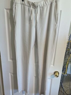 Lululemon On The Fly 14 Tall